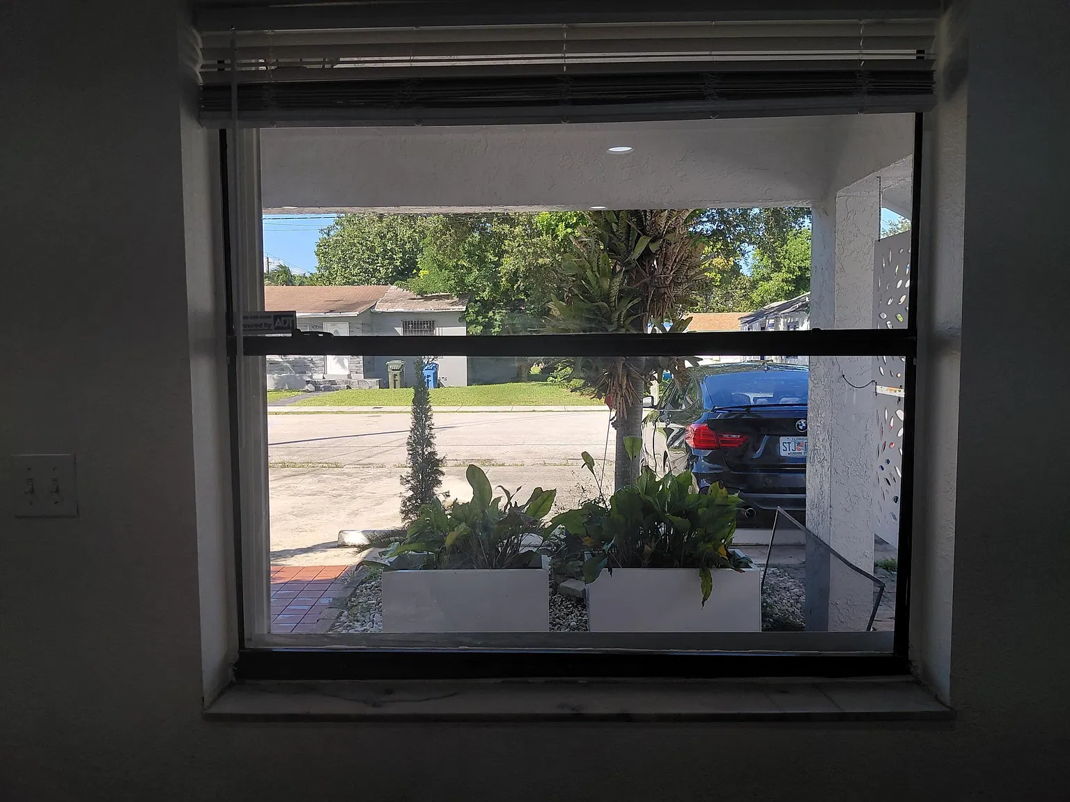 4 bed, 2.0 bath, 2095 sqft, $2,650 — Photo 4