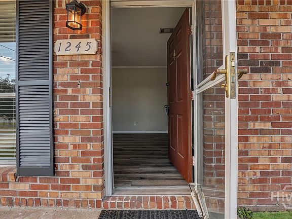 5th image of 1245 Weston Way