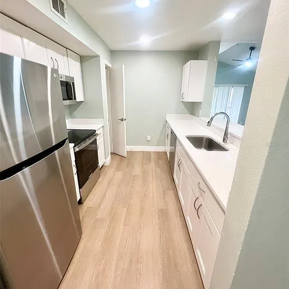 470 S Pin Oak Pl #218 — Photo 3
