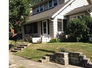 25 E Pacemont Rd, Columbus, OH 43202