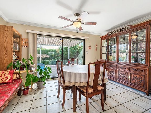 4th image of 10660 Canso Cres