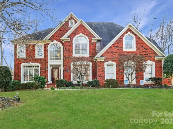 9914 Bayart Way, Huntersville, NC 28078