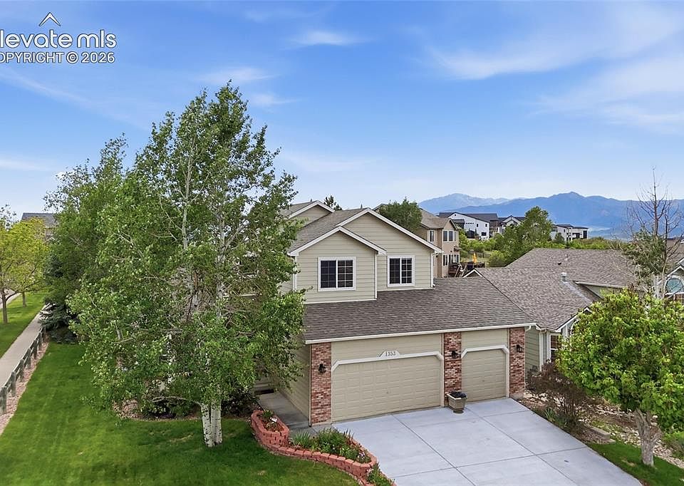1st image of 1353 Lookout Springs Dr