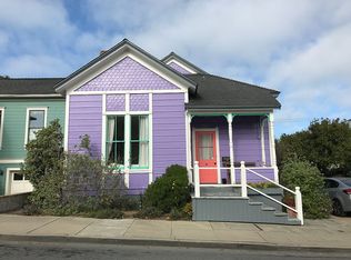 226 17th St, Pacific Grove, CA 93950