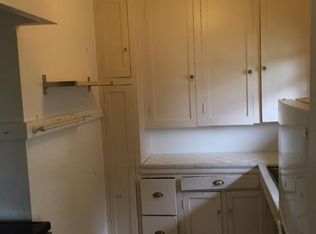 2216 NE 46th St APT E, Seattle, WA 98105