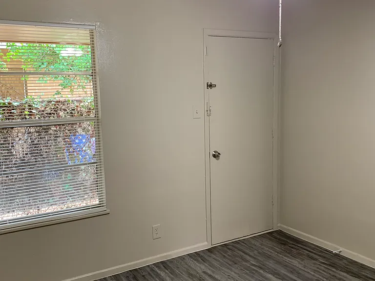 719 Britton Ave #8 — Photo 18