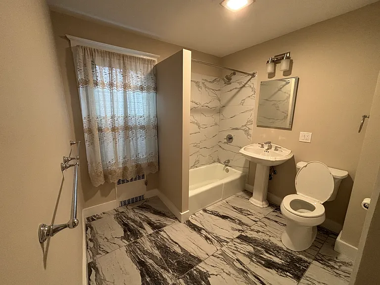 12 Fairlawn Rd — Photo 11