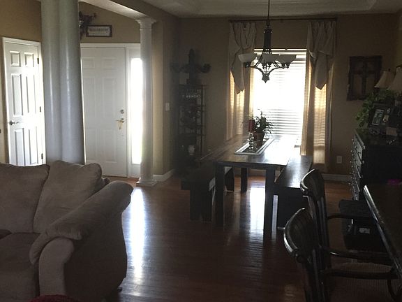 3rd image of 616 Westminster Pl