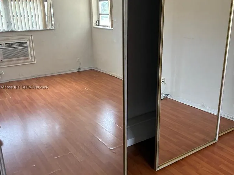 141 NE 10th Ave #25C — Photo 11