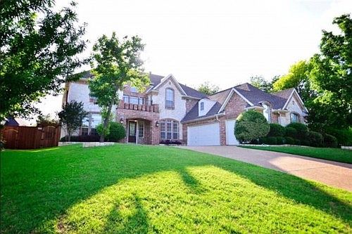 1st image of 3209 Summerfield Dr