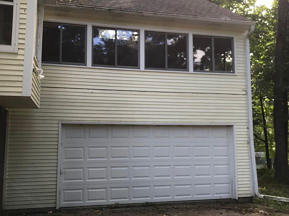 2nd image of 611 Rum River Dr