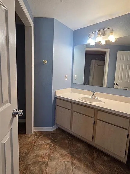 23520 Walden Center Dr #308 — Photo 15