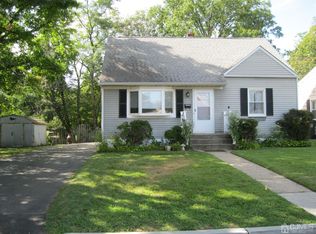1 Raymond St, Fords, NJ 08863