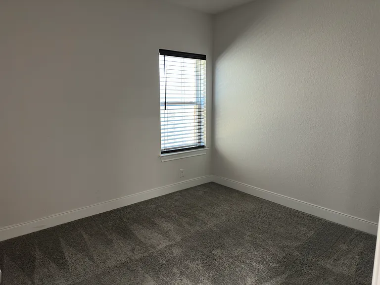 9603 Van Horn — Photo 12