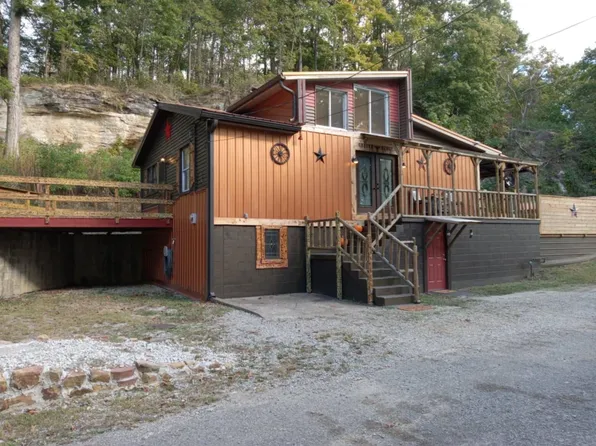 8 Clifton Hts, Cannelton, IN 47520