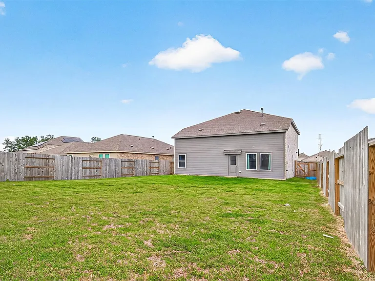 18634 Scopello Dr — Photo 43