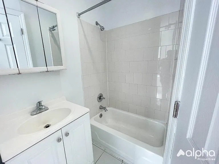 315 E 108th St #6E — Photo 5