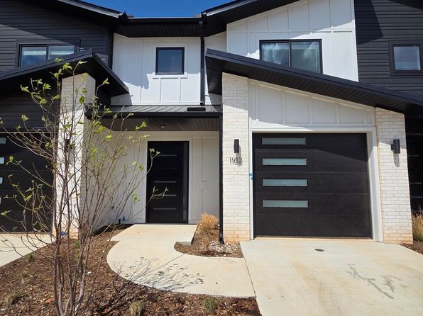 1102 Emilia Ave