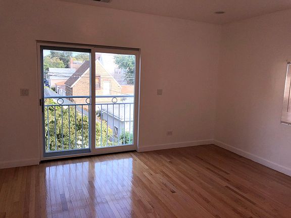 2nd image of 2300 W Belmont Ave