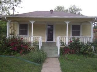 111 E Criddle St, Waxahachie, TX 75165