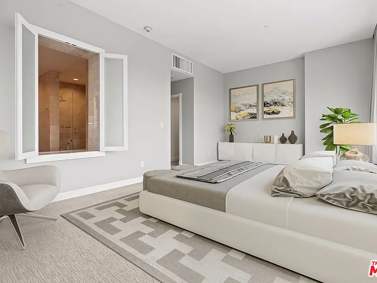 900 W Olympic Blvd #28B — Photo 15
