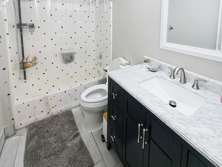 635 Harold Ave NE — Photo 22