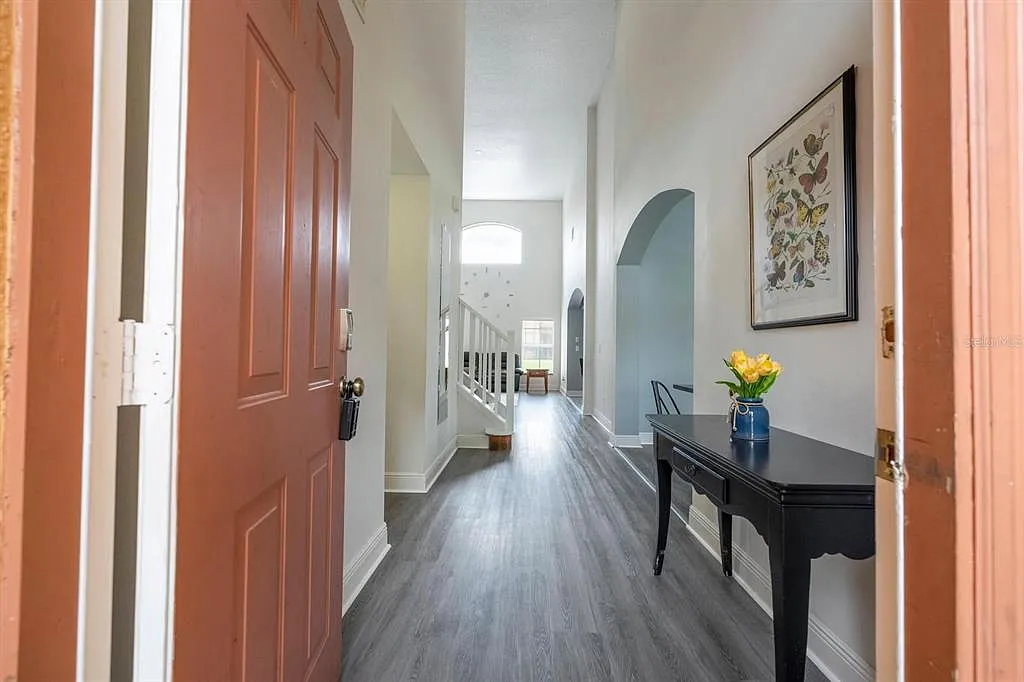 4 bed, 3.0 bath, 2106 sqft, $2,800 — Photo 4