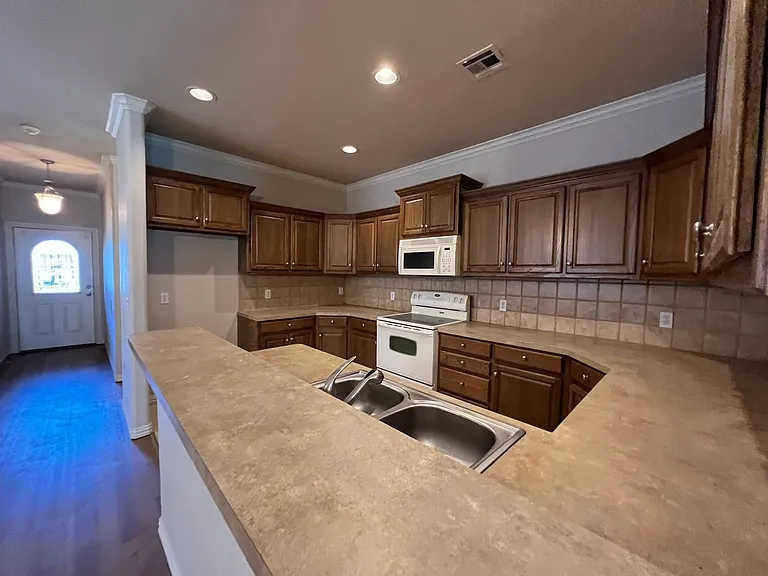 509 SW 124th Pl — Photo 23