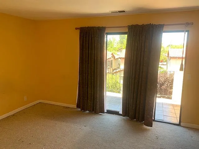 126 Lurene Dr — Photo 13