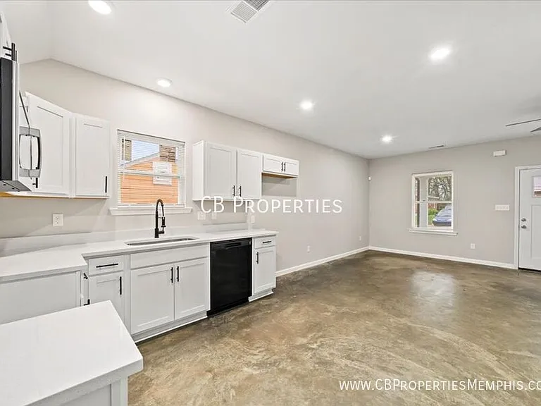 2845 Yale Ave — Photo 4