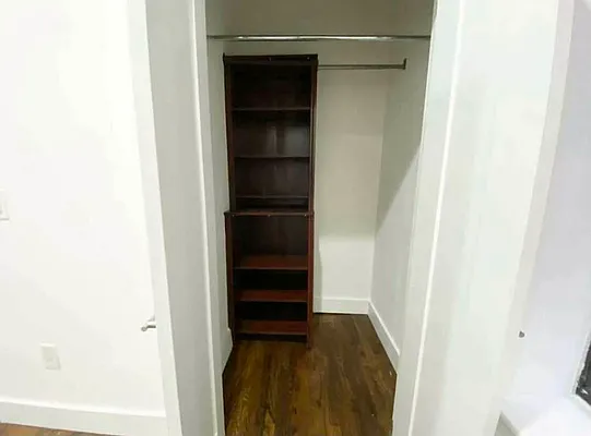 Rented by EastMount Realty LLC | media 26