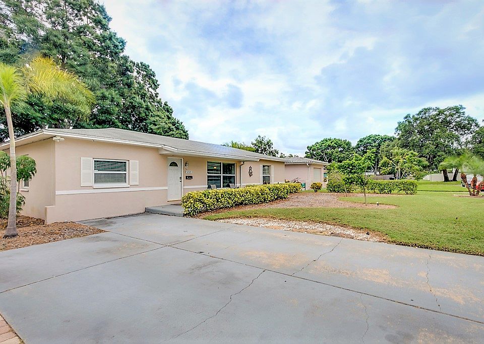 1st image of 5209 18th St N
