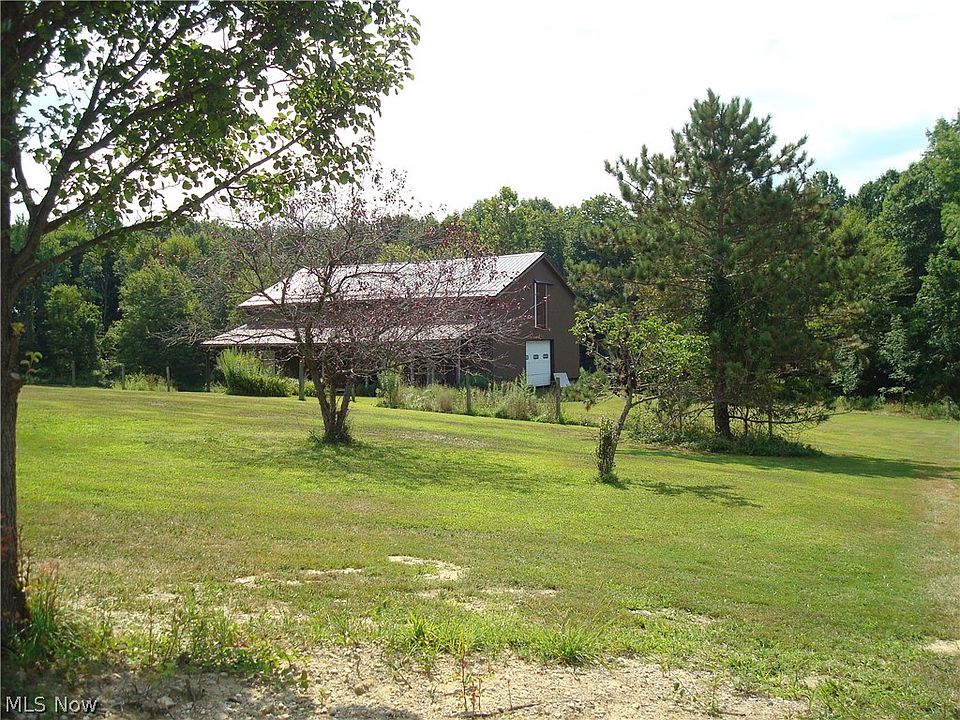 2nd image of 119 S Ridge Rd E