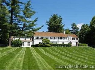 121 Old Mill Rd, Greenwich, CT 06831