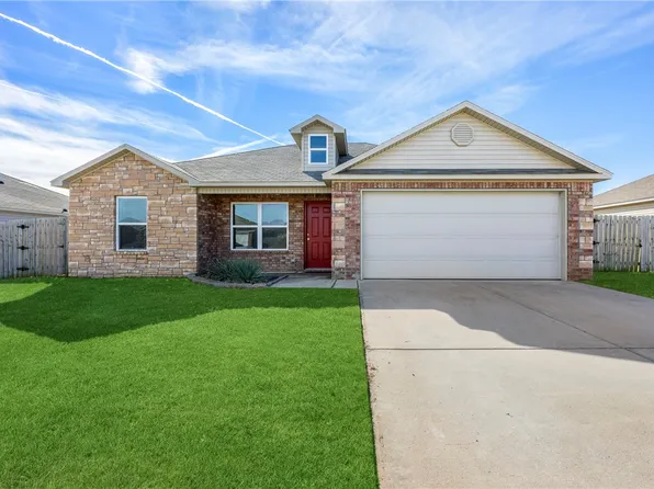 801 NW 67th Ave, Bentonville, AR 72713