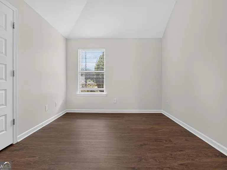 2210 Apple Orchard Way — Photo 37