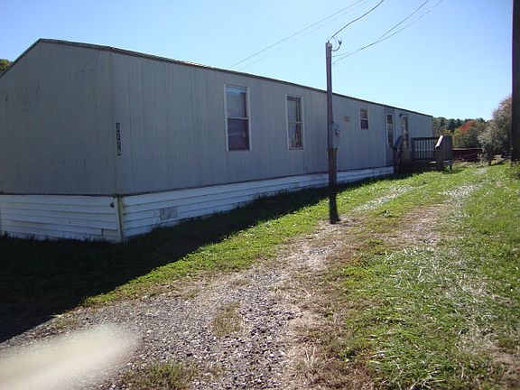 2nd image of 3794 Us Highway 221 N