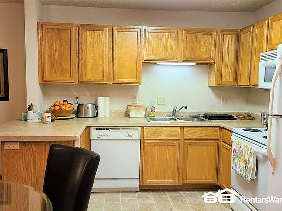 2nd image of 1321 Lake Dr W APT 328