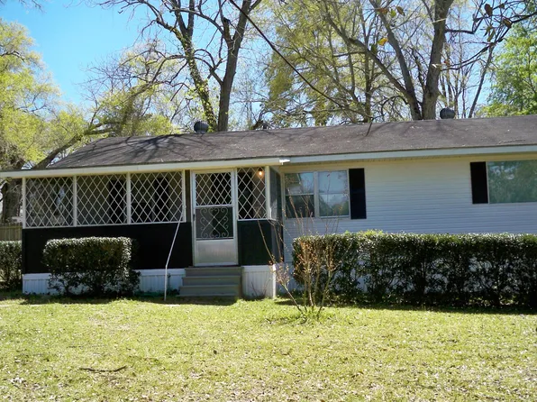 146 Pelt Ln, Leesville, LA 71446