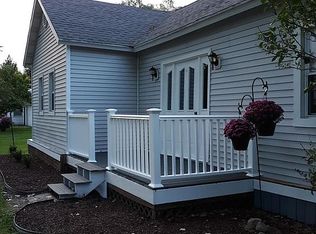 10740 Peet Rd, Chesaning, MI 48616