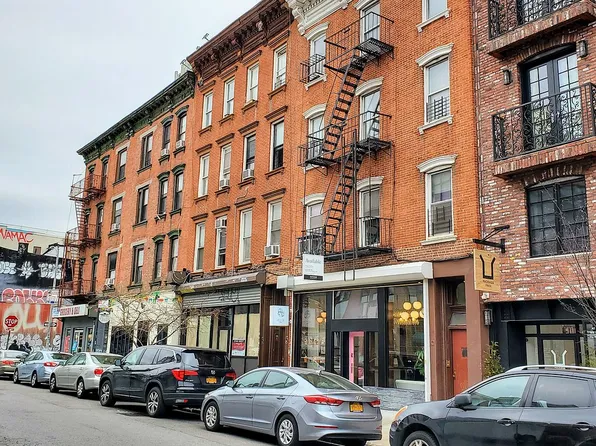 135 Grand St Ste 1, Brooklyn, NY 11249