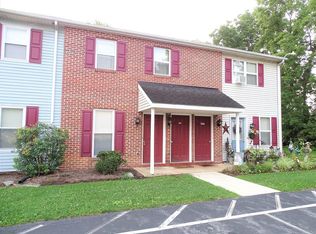 625 Brunnerville Rd, Lititz, PA 17543