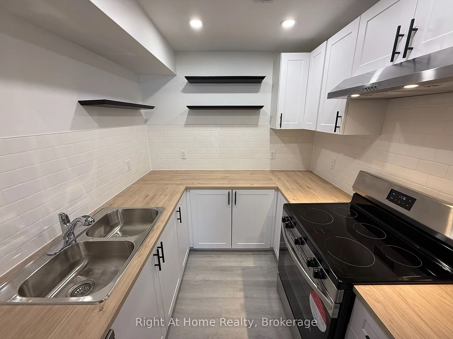 2 bed, $1,500 — Photo 2