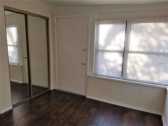 5th image of 2111 46th Ave N