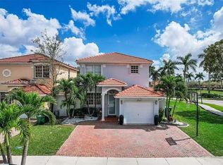 2527 SW 153rd Pl, Miami, FL 33185