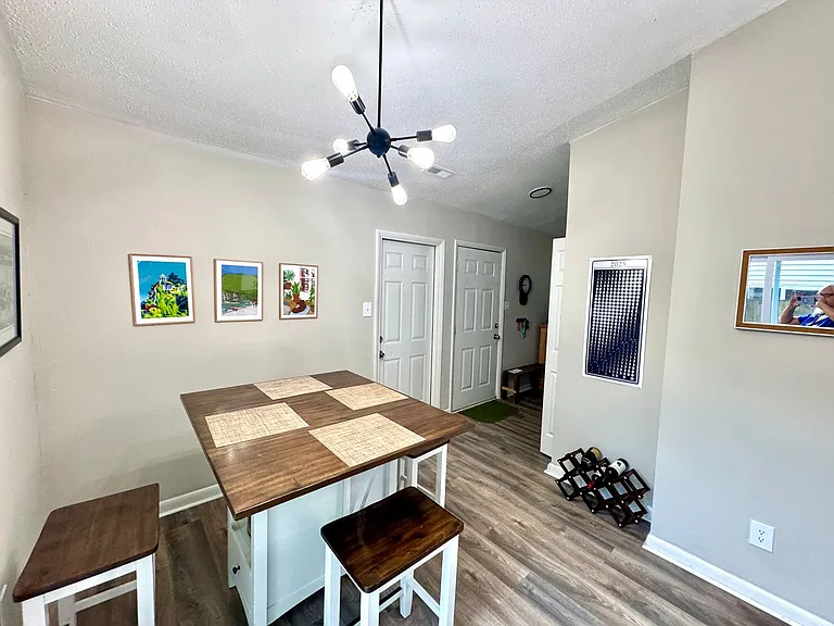 1408 Petrell Ct — Photo 5
