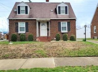 353 Oxford Ave, Akron, OH 44310