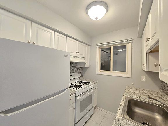 2nd image of 63 Ainsworth Ave #2A
