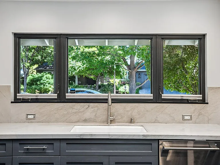 175 E Creek Dr — Photo 11