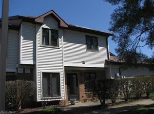 7079 Village Dr, Mentor, OH